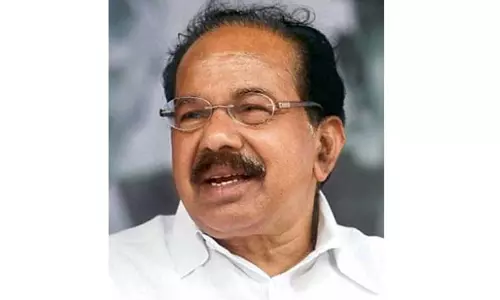 எஸ்.ஆர்.பட்டீலுக்கு முதல்-மந்திரி ஆகும் தகுதி உள்ளது; வீரப்பமொய்லி பேச்சு எஸ்.ஆர்.பட்டீலுக்கு முதல்-மந்திரி ஆகும் தகுதி உள்ளது; வீரப்பமொய்லி பேச்சு