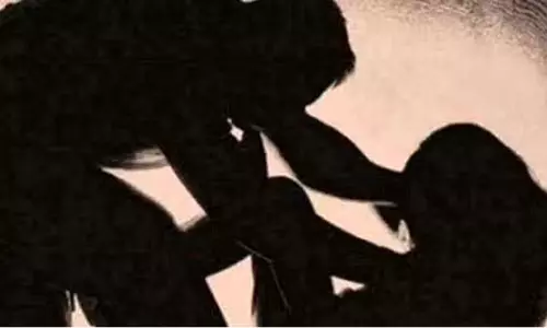 பஞ்சாப்: சிறைக் கைதியை கர்ப்பமாக்கிய போலீஸ் அதிகாரி மீது நடவடிக்கை எடுக்காவிட்டால் முதல்-மந்திரி வீட்டின் முன் போராட்டம் - பாதிக்கப்பட்ட பெண் மிரட்டல்