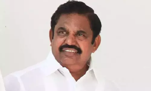 அப்பாவி மக்களை வெள்ளத்தில் மூழ்க விட்டுவிட்டு, அரசு விளம்பரங்களில் மூழ்கி கிடக்கிறது - இபிஎஸ் விமர்சனம் அப்பாவி மக்களை வெள்ளத்தில் மூழ்க விட்டுவிட்டு, அரசு விளம்பரங்களில் மூழ்கி கிடக்கிறது - இபிஎஸ் விமர்சனம்