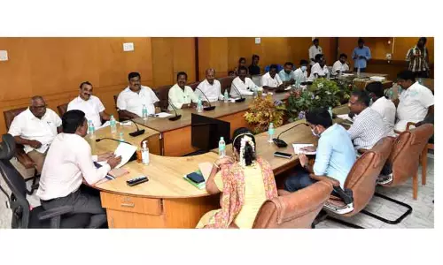 அனைத்து அரசியல் கட்சி பிரமுகர்களுடன் கலந்தாய்வு கூட்டம் அனைத்து அரசியல் கட்சி பிரமுகர்களுடன் கலந்தாய்வு கூட்டம்