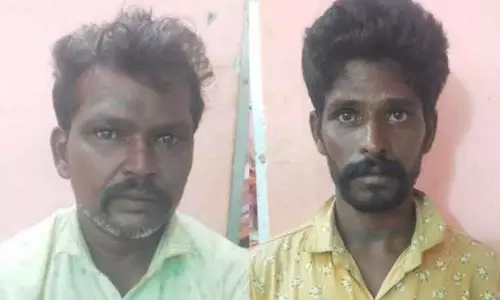 ஆடு திருடிய 2 பேர் கைது