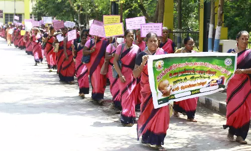உலக தாய்ப்பால் விழிப்புணர்வு பேரணி உலக தாய்ப்பால் விழிப்புணர்வு பேரணி