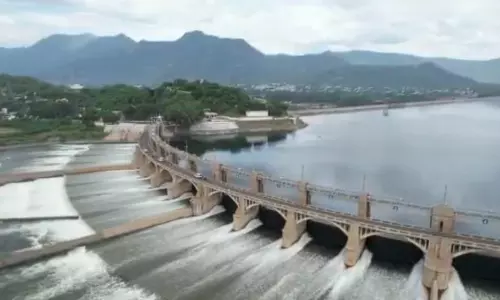 மேட்டூர் அணைக்கு நீர்வரத்து 1.20 லட்சம் கனஅடியாக அதிகரிப்பு மேட்டூர் அணைக்கு நீர்வரத்து 1.20 லட்சம் கனஅடியாக அதிகரிப்பு