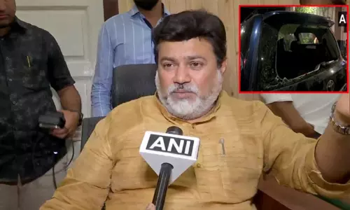 ஏக்நாத் தலைமையிலான சிவசேனா அணி எம்.எல்.ஏ. வாகனம் மீது மர்ம நபர்கள் தாக்குதல்