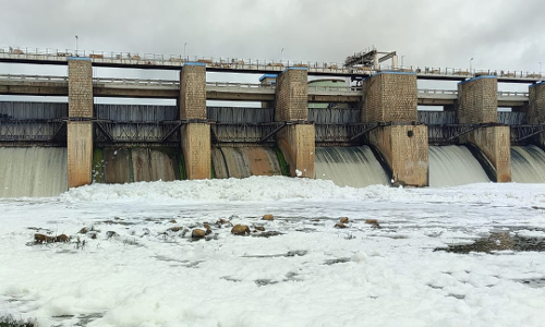 ஓசூர் கெலவரப்பள்ளி அணைக்கு நீர்வரத்து அதிகரிப்பு: கரையோர கிராம மக்களுக்கு வருவாய் துறையினர் எச்சரிக்கை ஓசூர் கெலவரப்பள்ளி அணைக்கு நீர்வரத்து அதிகரிப்பு: கரையோர கிராம மக்களுக்கு வருவாய் துறையினர் எச்சரிக்கை