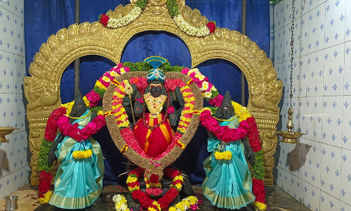 ஆடிப்பெருக்கையொட்டி  முருகன் கோவில்களில் சிறப்பு வழிபாடு