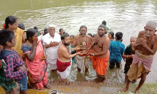 தீர்த்தவாரி நிகழ்ச்சி
