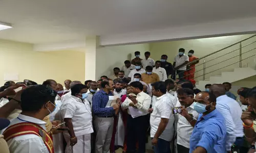 ஆனைமலையில் ரூ.3 கோடியில் தாசில்தார் அலுவலகம் திறப்பு  -மாவட்ட கலெக்டர் ஆய்வு