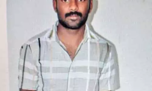 முதியவரை கொலை செய்த தந்தை, மகனுக்கு ஆயுள் தண்டனை