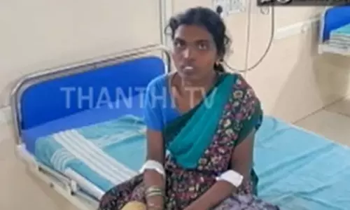 குடும்பத்தகராறு: 3 குழந்தைகளை ஆற்றில் வீசி தாய் தற்கொலை முயற்சி...! குடும்பத்தகராறு: 3 குழந்தைகளை ஆற்றில் வீசி தாய் தற்கொலை முயற்சி...!