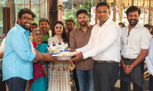 ஜெயம் ரவி நடிக்கும் புதிய படத்தின் படப்பிடிப்பு பூஜையுடன் தொடங்கியது..! ஜெயம் ரவி நடிக்கும் புதிய படத்தின் படப்பிடிப்பு பூஜையுடன் தொடங்கியது..!