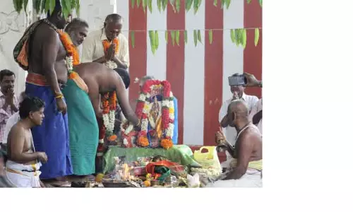 சின்னமனூர் அருகே  குச்சனூர் சனீஸ்வர பகவான்-நீலாதேவி திருக்கல்யாணம்