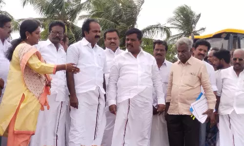 கொள்ளிடம் ஆற்றில் தேவைப்படும் இடங்களில்  கதவணை கட்டப்படும்