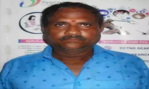 பள்ளி, கல்லூரி மாணவ-மாணவிகளுக்கு போதை மாத்திரை விற்பனை பள்ளி, கல்லூரி மாணவ-மாணவிகளுக்கு போதை மாத்திரை விற்பனை