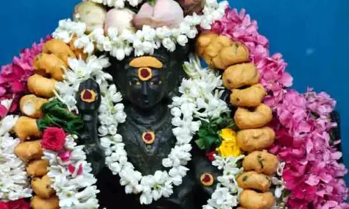 அஷ்டமியை முன்னிட்டு காலபைரவருக்கு சிறப்பு அபிஷேகம்