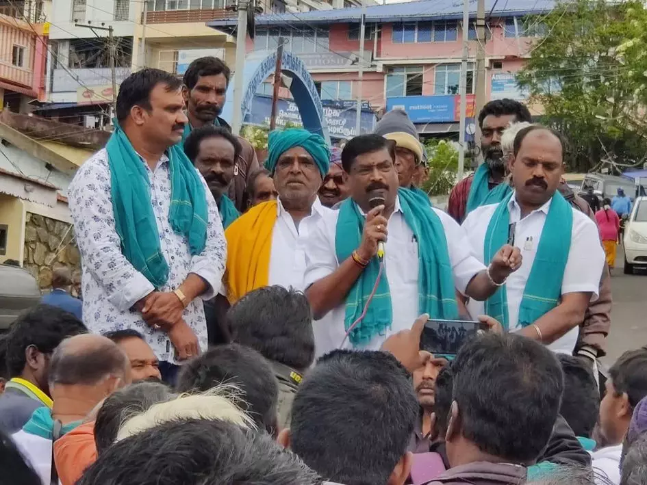 கொடைக்கானலில் விவசாயிகள் கண்டன ஆர்ப்பாட்டம் கொடைக்கானலில் விவசாயிகள் கண்டன ஆர்ப்பாட்டம்