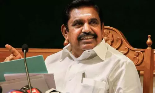 அதிமுக அலுவலக சாவி விவகாரம் : சுப்ரீம் கோர்ட்டில் எடப்பாடி பழனிசாமி கேவியட் மனு தாக்கல் அதிமுக அலுவலக சாவி விவகாரம் : சுப்ரீம் கோர்ட்டில் எடப்பாடி பழனிசாமி கேவியட் மனு தாக்கல்