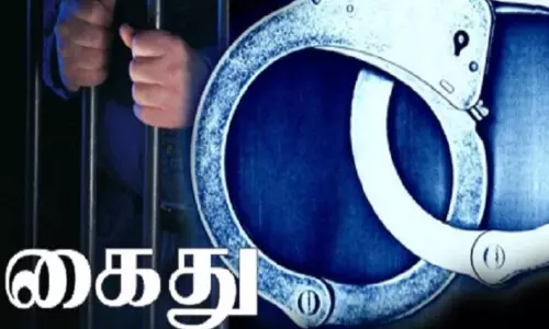 புகையிலை பொருட்கள் பதுக்கியவர் கைது புகையிலை பொருட்கள் பதுக்கியவர் கைது