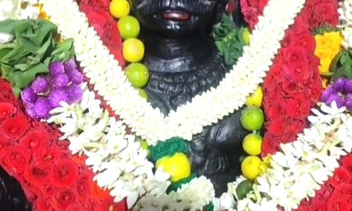 செம்பட்டி அருகே கருப்புசாமி கோவில் திருவிழா; நள்ளிரவில் கிடாவெட்டி வழிபாடு செம்பட்டி அருகே கருப்புசாமி கோவில் திருவிழா; நள்ளிரவில் கிடாவெட்டி வழிபாடு