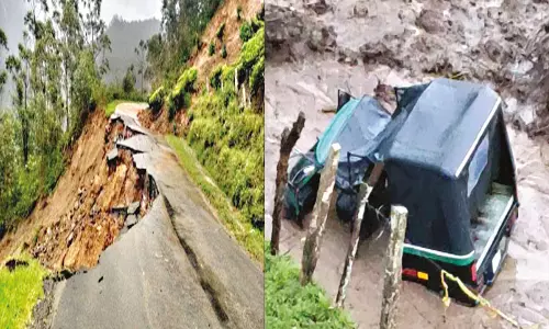 மூணாறில் பயங்கர நிலச்சரிவு; ஆட்டோ, கோவில் மண்ணுக்குள் புதைந்தன மூணாறில் பயங்கர நிலச்சரிவு; ஆட்டோ, கோவில் மண்ணுக்குள் புதைந்தன