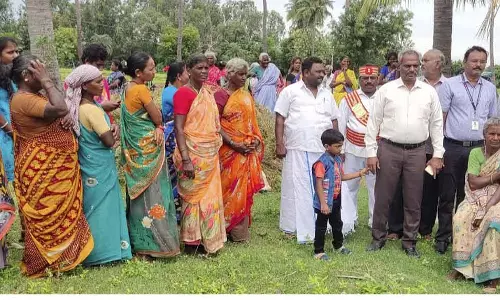 கொரோனா பூஸ்டர் தடுப்பூசி போடும் பணி கொரோனா பூஸ்டர் தடுப்பூசி போடும் பணி