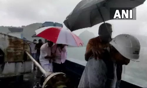 தொடர் கனமழை: இடுக்கி அணையிலிருந்து நீர் திறப்பு - கரையோர பகுதி மக்கள் எச்சரிக்கையாக இருக்க அறிவுறுத்தல்!