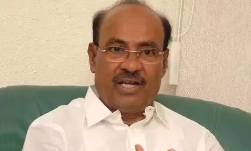 சென்னை மாநகர பேருந்துகளை தனியாருக்கு தாரைவார்க்கும் முடிவை கைவிட வேண்டும் - டாக்டர் ராமதாஸ்