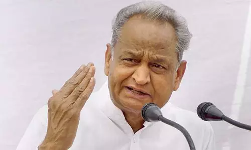 பாலியல் வன்கொடுமைக்கு பின் படுகொலை செய்வது அதிகரிப்பு; நான் உண்மையையே கூறினேன்: அசோக் கெலாட் பாலியல் வன்கொடுமைக்கு பின் படுகொலை செய்வது அதிகரிப்பு; நான் உண்மையையே கூறினேன்: அசோக் கெலாட்