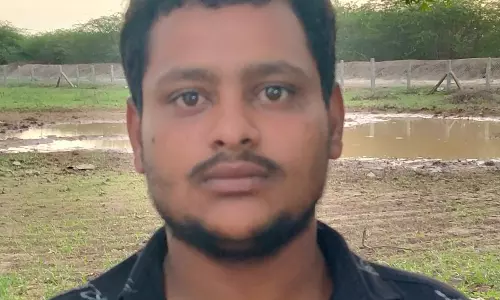 3,300 கிலோ ரேஷன் அரிசி பறிமுதல் - ஒருவர் கைது 3,300 கிலோ ரேஷன் அரிசி பறிமுதல் - ஒருவர் கைது