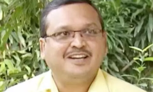 கீழடி அகழாய்வு பணிக்கு நல்ல அனுபவம் வாய்ந்தவர்களை பணி அமர்த்த வேண்டும்-முன்னாள் தொல்லியல் ஆய்வாளர் வலியுறுத்தல் கீழடி அகழாய்வு பணிக்கு நல்ல அனுபவம் வாய்ந்தவர்களை பணி அமர்த்த வேண்டும்-முன்னாள் தொல்லியல் ஆய்வாளர் வலியுறுத்தல்