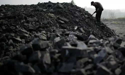 நிலக்கரி ஊழல் வழக்கு: நிலக்கரி துறை முன்னாள் செயலாளருக்கு 3 ஆண்டுகள் சிறைத் தண்டனை! - டெல்லி கோர்ட்டு தீர்ப்பு நிலக்கரி ஊழல் வழக்கு: நிலக்கரி துறை முன்னாள் செயலாளருக்கு 3 ஆண்டுகள் சிறைத் தண்டனை! - டெல்லி கோர்ட்டு தீர்ப்பு