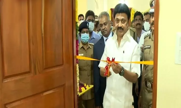 சென்னையில் காவலர் குடியிருப்புக்கள் - முதல்-அமைச்சர் மு.க.ஸ்டாலின் திறந்து வைத்தார்