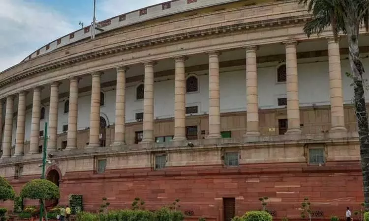 நாடாளுமன்றத்தின் இரு அவைகளும்  தேதி குறிப்பிடாமல் ஒத்திவைப்பு