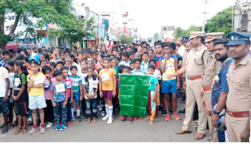 போதை பொருள் விழிப்புணர்வு மினி மாரத்தான் போட்டி