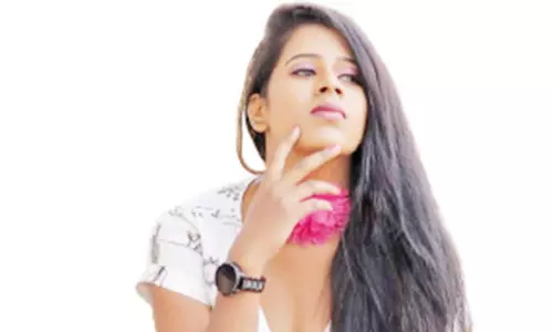 காதலியின் அழகில் மயங்கி 550 பவுன் நகையை தொழில் அதிபர் பறிகொடுத்தது எப்படி? சுவாரசிய தகவல்கள்