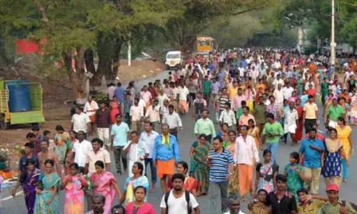 திருவண்ணாமலையில் பவுர்ணமி கிரிவலம் நாளை தொடங்குகிறது திருவண்ணாமலையில் பவுர்ணமி கிரிவலம் நாளை தொடங்குகிறது