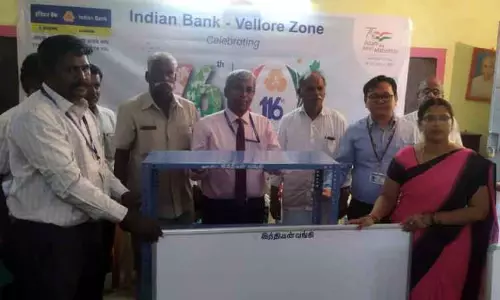 அரசு பள்ளி, அங்கன்வாடி மையங்களுக்கு உபகரணங்கள் அரசு பள்ளி, அங்கன்வாடி மையங்களுக்கு உபகரணங்கள்