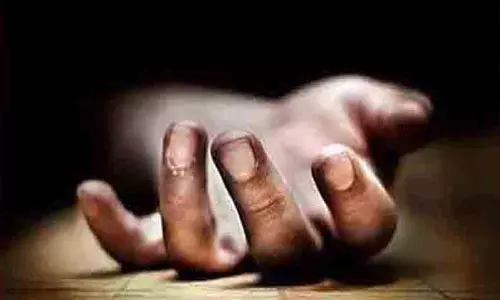 மோட்டார்சைக்கிள்கள் மோதல்; 2 பேர் பலி மோட்டார்சைக்கிள்கள் மோதல்; 2 பேர் பலி