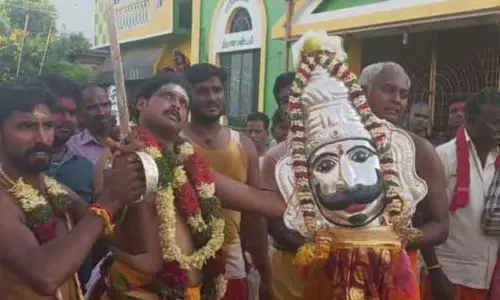 துறையூரில் முனி ஆண்டவர் கோவில் திருவிழா துறையூரில் முனி ஆண்டவர் கோவில் திருவிழா