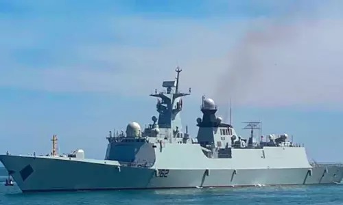 தொடர்ந்து இந்தியாவுக்கு எதிராக இலங்கை...! பாகிஸ்தான் தைமூர் போர்க்கப்பலை கொழும்பு துறைமுகத்தில் நிறுத்த அனுமதி தொடர்ந்து இந்தியாவுக்கு எதிராக இலங்கை...! பாகிஸ்தான் தைமூர் போர்க்கப்பலை கொழும்பு துறைமுகத்தில் நிறுத்த அனுமதி