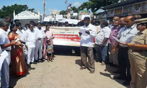 போதை தடுப்பு விழிப்புணர்வு ஊர்வலம் போதை தடுப்பு விழிப்புணர்வு ஊர்வலம்