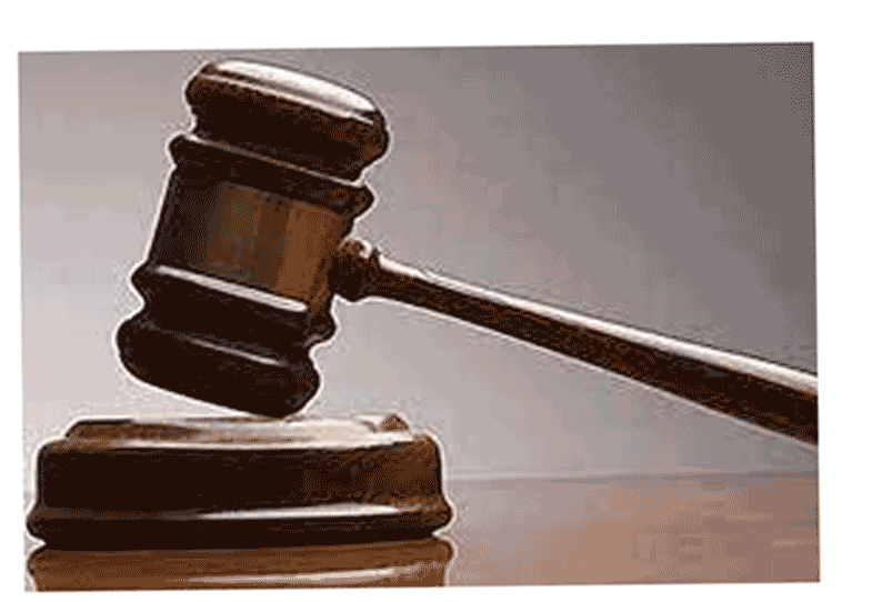 தீ விபத்தில் பலியான போலீஸ்காரரின் 2-வது மனைவிக்கு கருணை அடிப்படையில் வேலை- அரசுக்கு ஐகோர்ட்டு உத்தரவு தீ விபத்தில் பலியான போலீஸ்காரரின் 2-வது மனைவிக்கு கருணை அடிப்படையில் வேலை- அரசுக்கு ஐகோர்ட்டு உத்தரவு