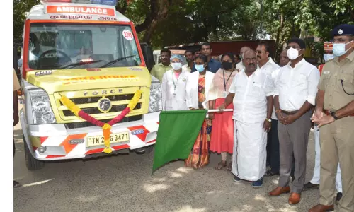 108 ஆம்புலன்ஸ் சேவை 108 ஆம்புலன்ஸ் சேவை