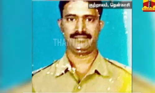 குற்றாலத்தில் சிறப்பு சப்-இன்ஸ்பெக்டர் துப்பாக்கியால் சுட்டு தற்கொலை