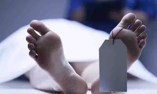ஆற்றில் குதித்து பெண் தற்கொலை ஆற்றில் குதித்து பெண் தற்கொலை