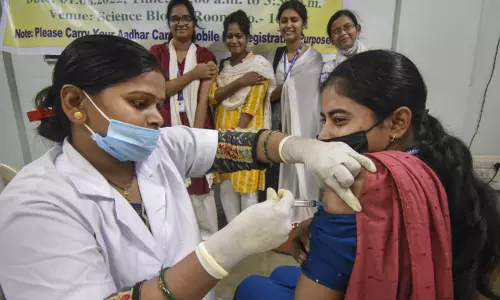 தலைநகர் டெல்லியில் மேலும் 2 ஆயிரத்து 31 பேருக்கு கொரோனா உறுதி தலைநகர் டெல்லியில் மேலும் 2 ஆயிரத்து 31 பேருக்கு கொரோனா உறுதி