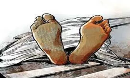 அடையாளம் தெரியாத ஆண் பிணம் அடையாளம் தெரியாத ஆண் பிணம்