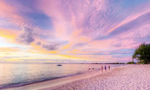 அழகான விசித்திரமான கடற்கரைகள்