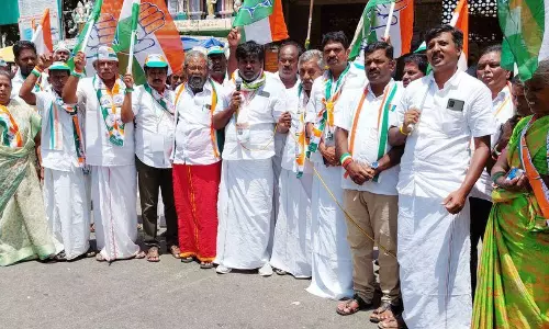 காங்கிரஸ் கட்சியினர் பாதயாத்திரை