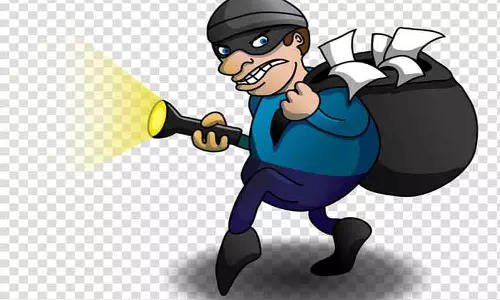 கோவில் உண்டியலில் பணம் திருட்டு கோவில் உண்டியலில் பணம் திருட்டு